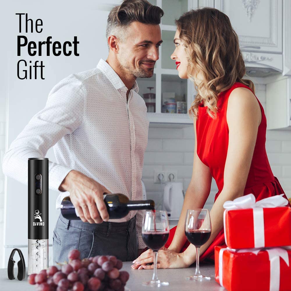 Electric Wine Opener BLACK Set β Automatic β Battery Operated with Foil Cutter, Vacuum Stopper & Aerator
